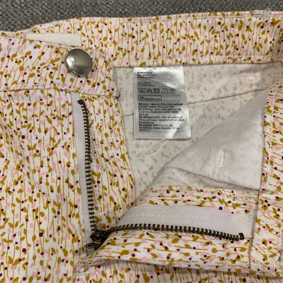 H&M Patterned Short Twill Shorts Size 0 - Picture 5 of 6